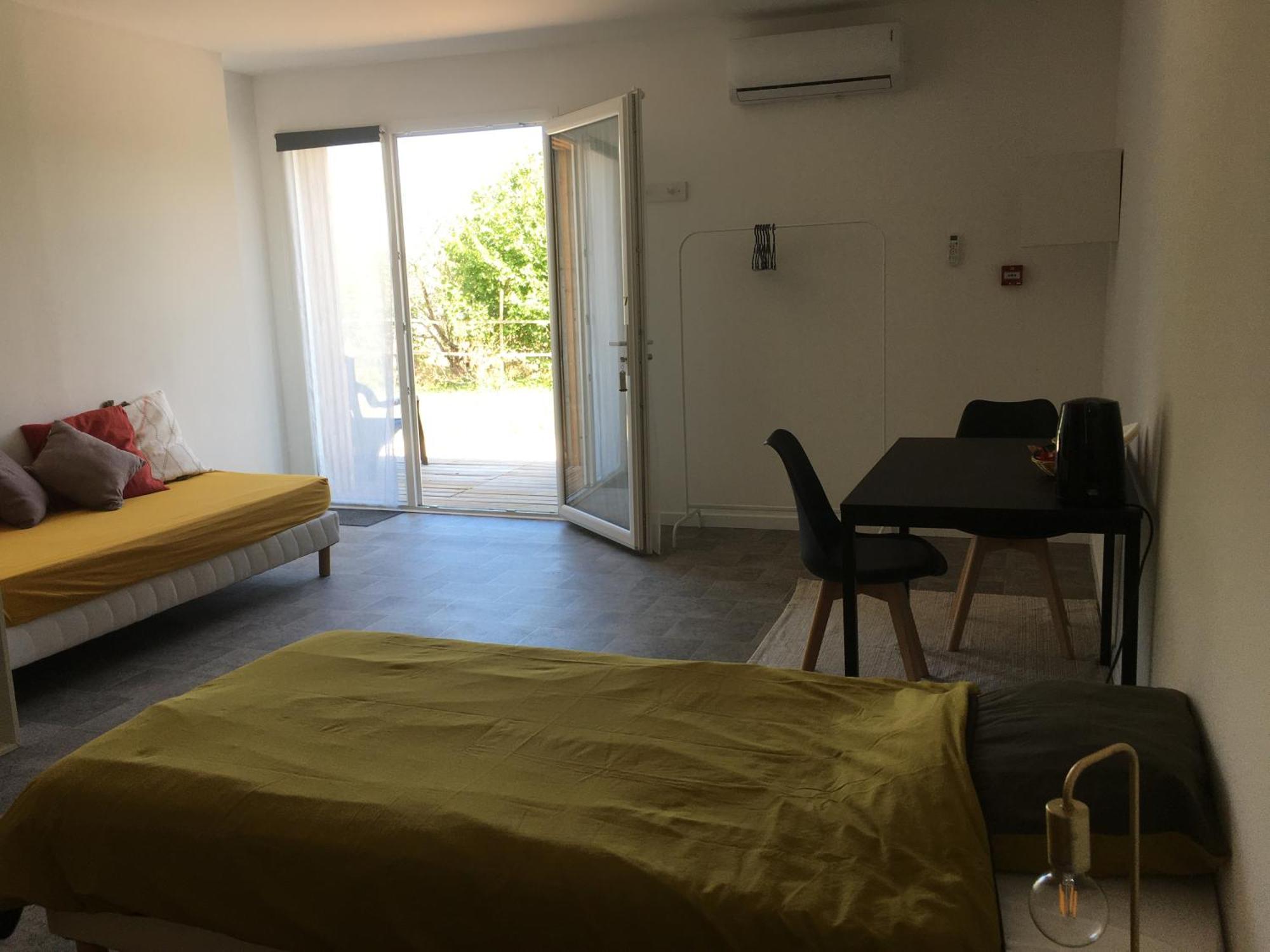 Hotel Restaurant - Le Vieux Pigeonnier Loubressac المظهر الخارجي الصورة